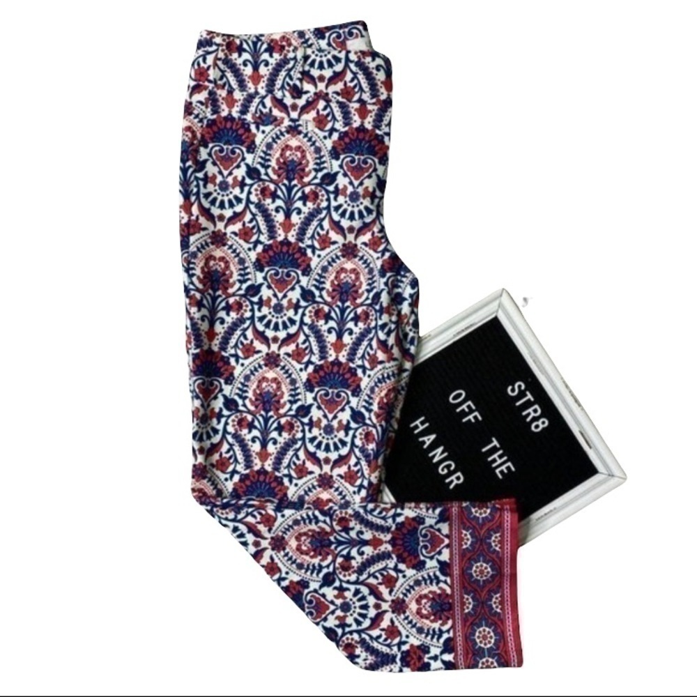 Ann Taylor white & pink marisa capris size 6 pants